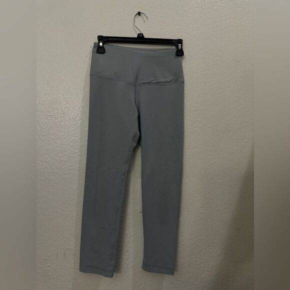 2 Yogalicious pants - Picture 4 of 10